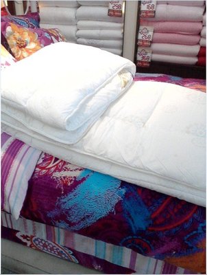 用心打造品质生活 右右家纺，工厂直供，六年实体经验助力年轻家庭温馨家居